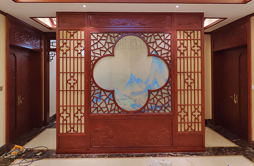咸丰会所室内装修中式仿古实木屏风隔断展示